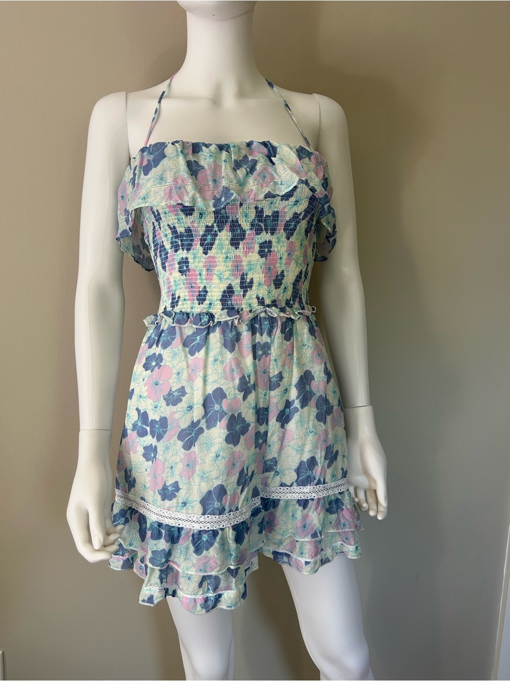 Kisuii Floral Halter Smocked Ruffle Mini Dress XS Blue Pink White